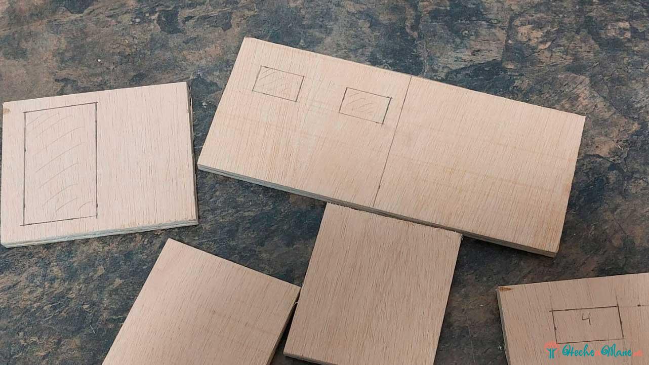 Casa para Belén tipo Playmobil hecha a mano